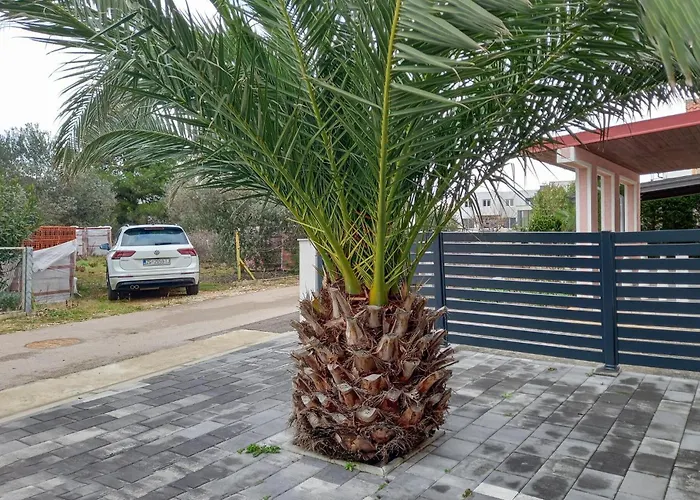 Appartement 1 Bedroom Awesome In