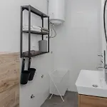 1 Bedroom Nice Apartment In Vir *