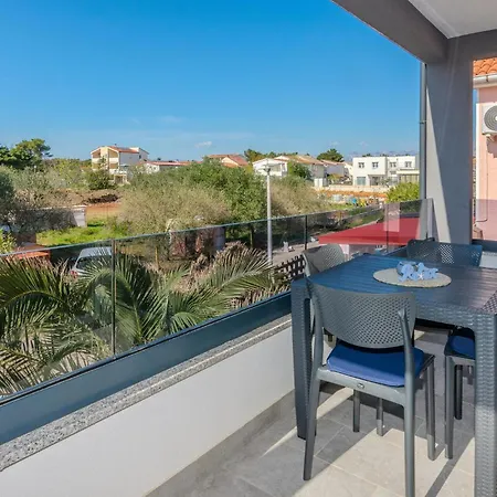 Apartment 1 Bedroom Awesome In *