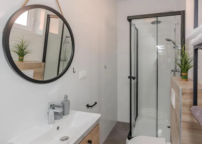 Appartement 1 Bedroom Awesome In